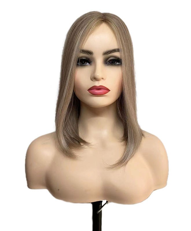 Dark blonde with light blonde topper